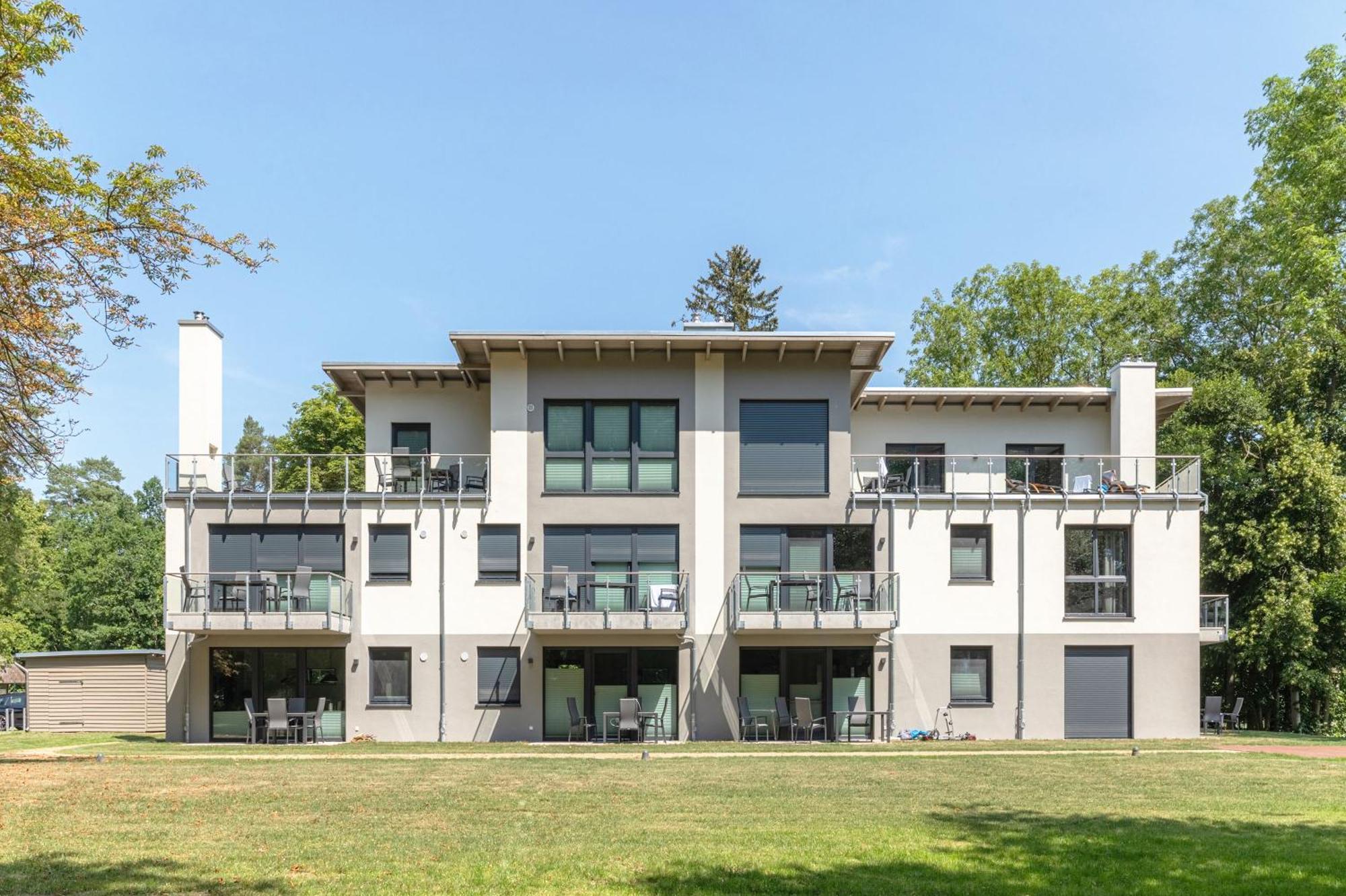 Gluecksraum - Modernes Apartment Mit Panoramablick, Kamin & Wohlfuehlambiente Krakow am See Extérieur photo